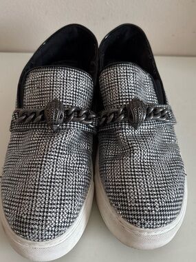 KURT GEIGER Black & White Tweed Slip-On Sneakers with Eagle and Chain Accent9 US